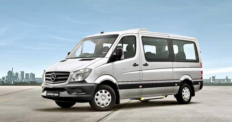 Mercedes-Benz Sprinter minibus