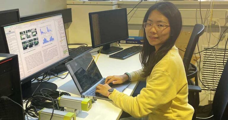 iMOVE PhD student Shihan Xu at work